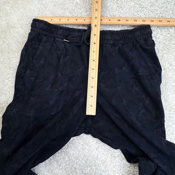 Athleta Farallon Jogger Navy Blue Camo 8 Petite - Picture 8 of 10